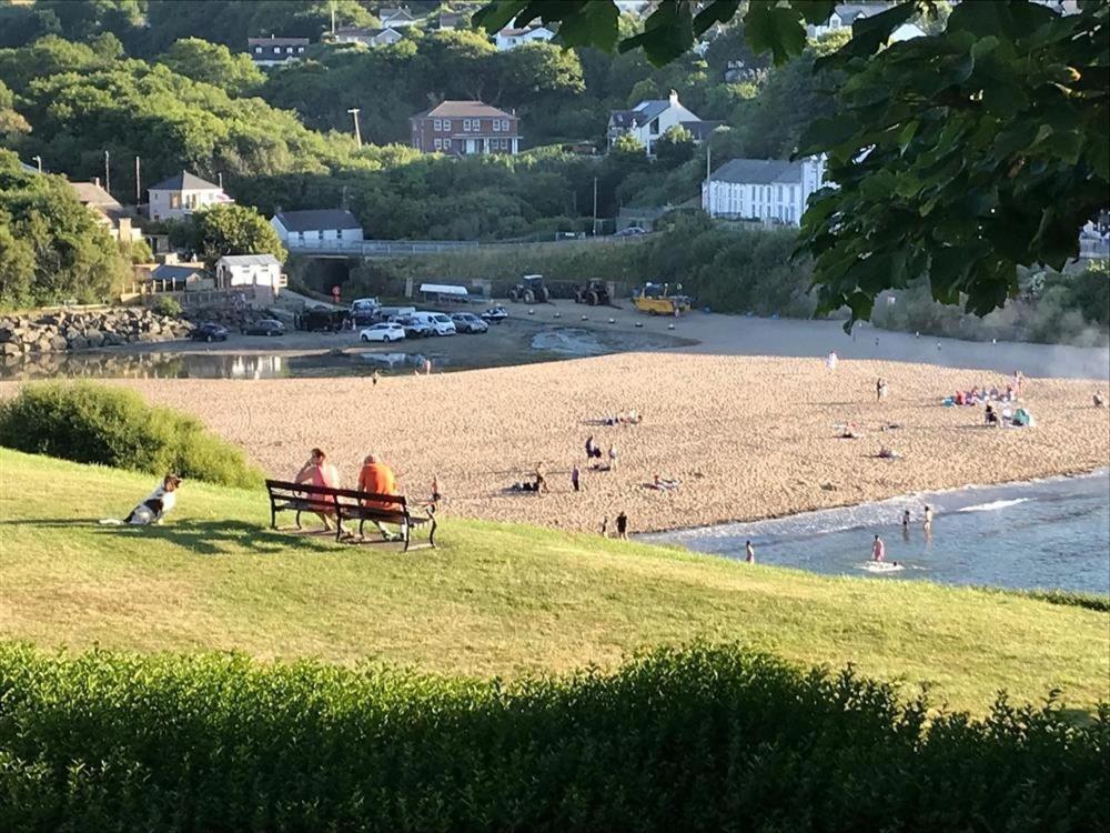Beach Retreat Аберпорт Екстериор снимка